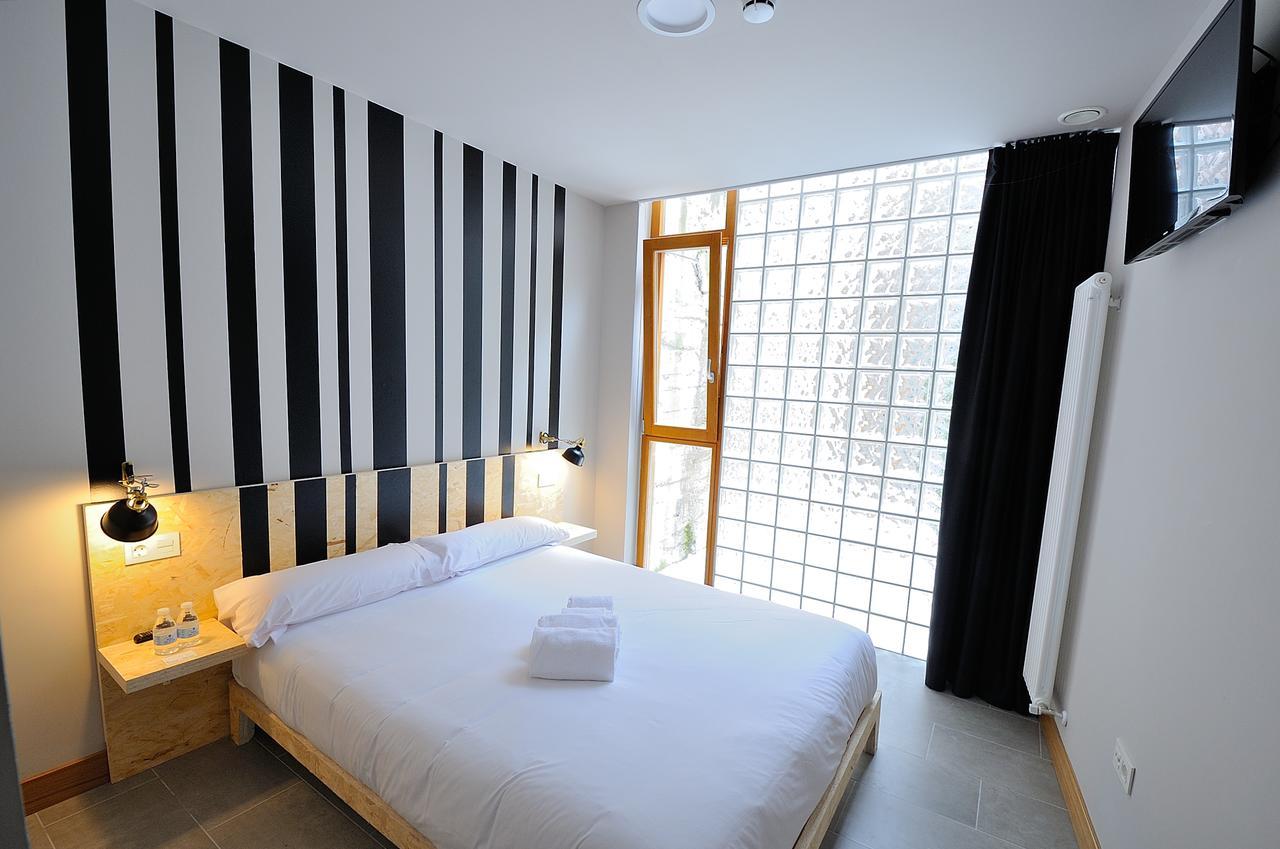 Egunon Bilbao Hostel Exterior photo